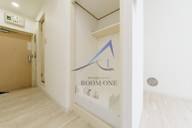 レジデンス明大前の設備|洗濯機置場です。