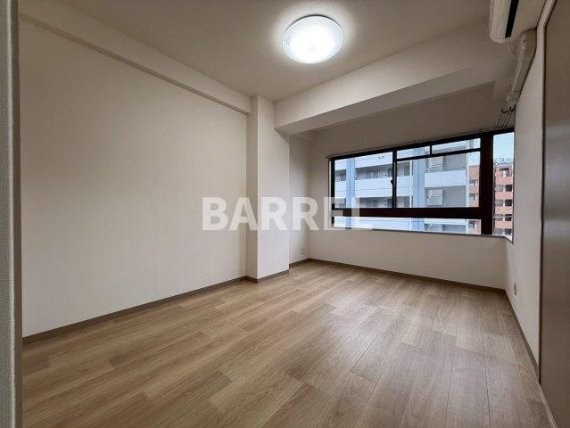 デイグラン桃山台の洋室