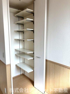 【その他】 | メゾンソレイユ　B棟 | 洋室7.5帖の収納