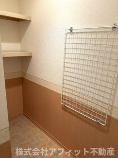 【その他】 | メゾンソレイユ　B棟 | 玄関納戸