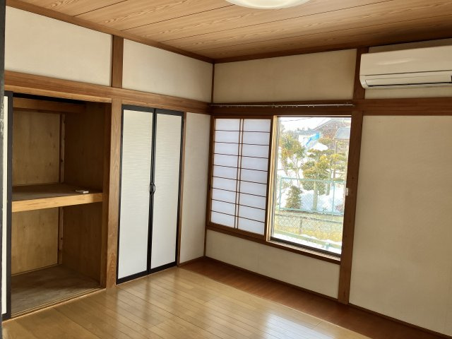 【中古住宅】中山町大字長崎字中原戸建ての洋室