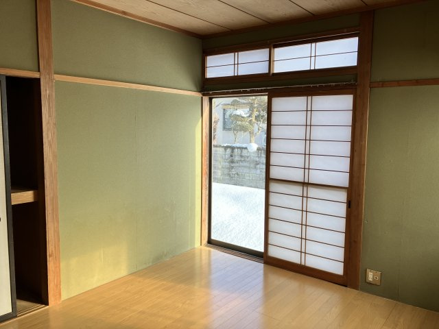 【中古住宅】中山町大字長崎字中原戸建ての洋室