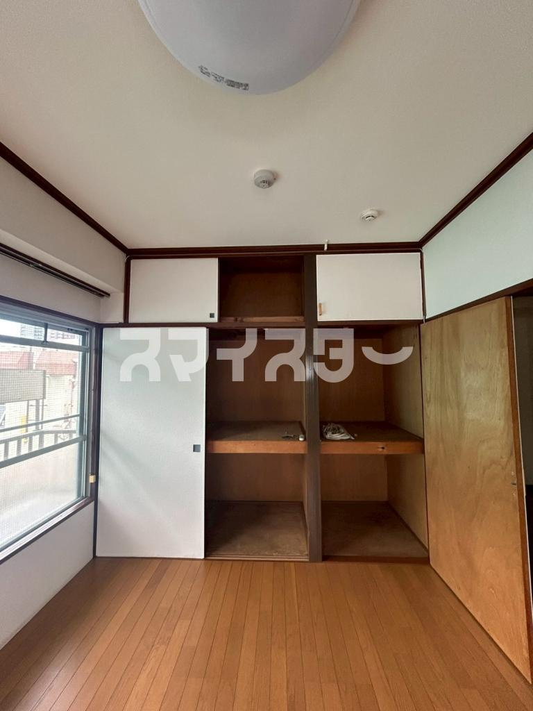 国分寺市本町４丁目の賃貸マンションの収納