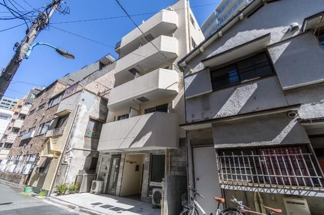 アイリス神楽坂の外観