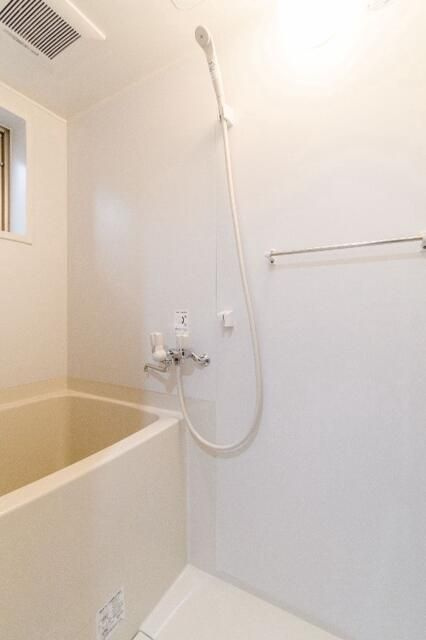 アイリス神楽坂の浴室