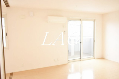 【居間・リビング】 | セラ | 洋室のお部屋です。