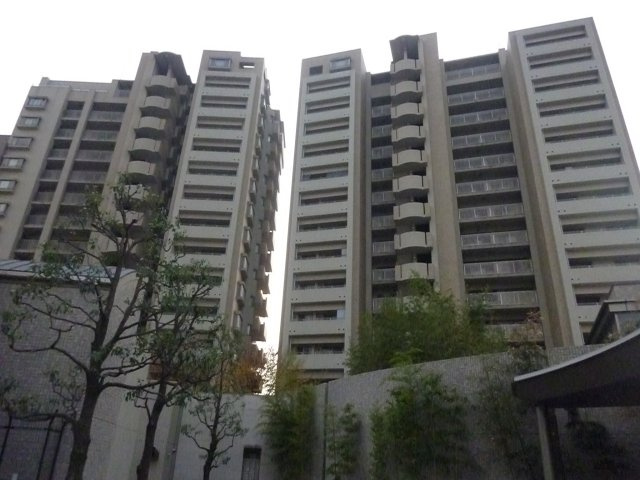 四季彩都いちょう館B棟の画像