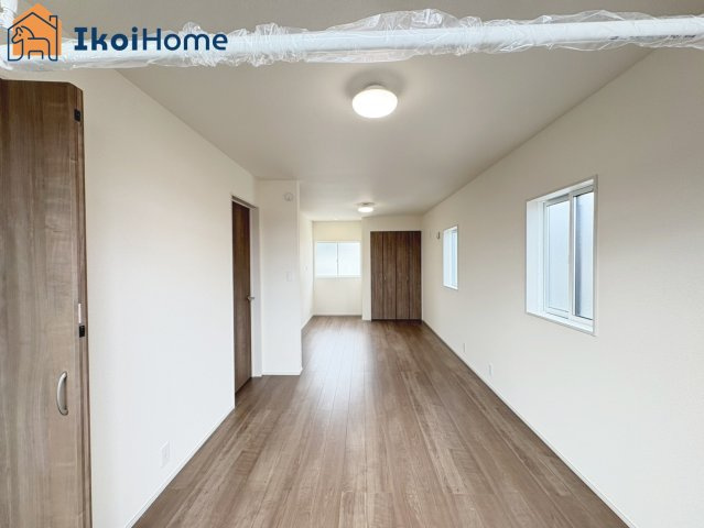 明石市魚住町中尾　全2棟2号棟　新築戸建の子供部屋|【ホームページに現地動画掲載中】●年中無休：当日予約可●２倍の断熱効果がある全居室ペアガラス標準装備