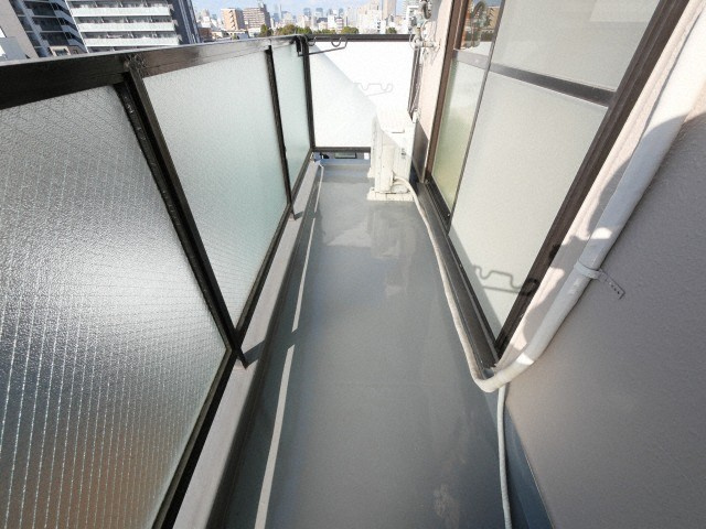 ローズハイツのバルコニー