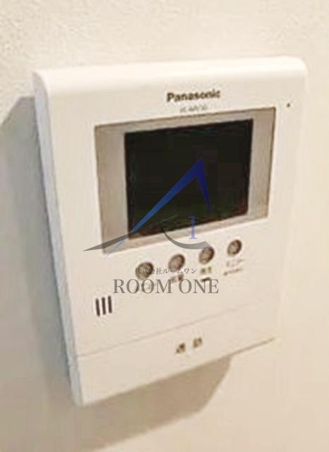 リュクスのセキュリティ|モニター付きインターホンです。