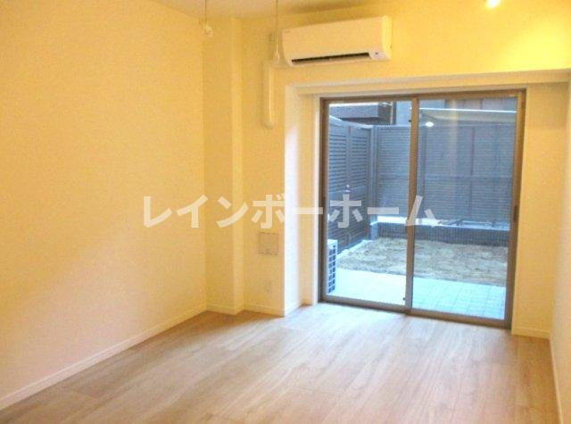 クレイシア両国カルミナ