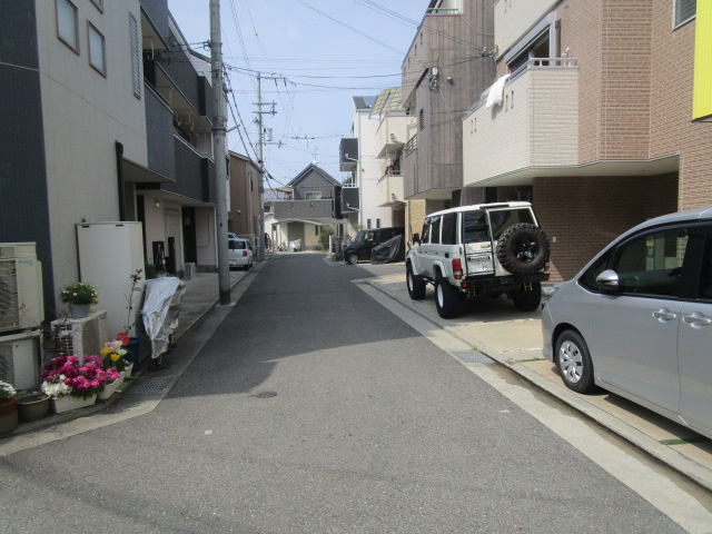 八尾市久宝園２丁目の工場の周辺