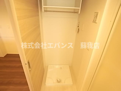 【洗面所】 | Ｄ-ＲＯＯＭ新宿Ⅰ-Ｂ  | スペースが確保できる洗面所です