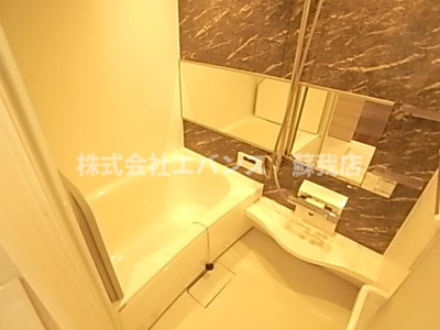 【浴室】 | Ｄ-ＲＯＯＭ新宿Ⅰ-Ｂ  | 落ち着いた空間のお風呂です