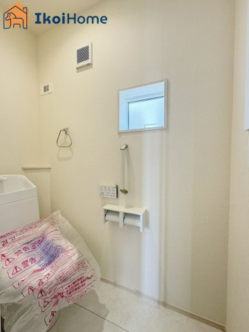 明石市魚住町中尾全3棟　3号棟　　新築戸建　のトイレ|【ホームページに現地動画掲載中】●年中無休：当日予約可●トイレが2か所あるので夜中も安心です。