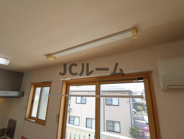 柏崎市大字藤井のアパートの内装
