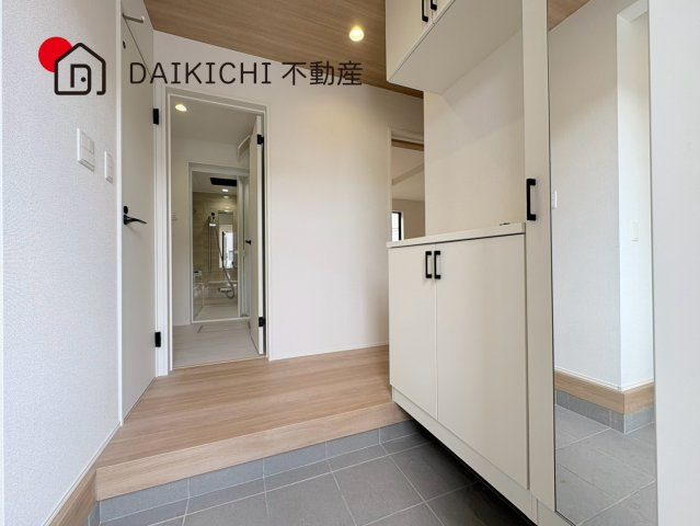 【玄関】 | 北本市東間4期　新築戸建　全5棟　3号棟