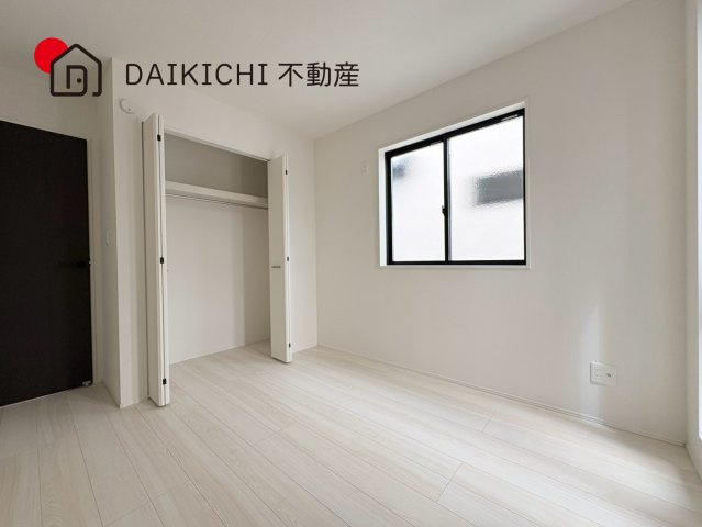 【洋室】 | 北本市東間4期　新築戸建　全5棟　2号棟