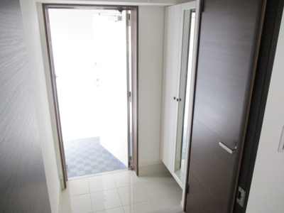 【玄関】 | LIBTH大道 | 写真はサンプルルームです。