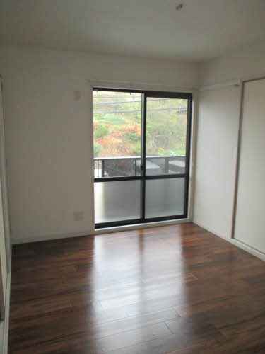 フォーレス西ケ丘の居間・リビング