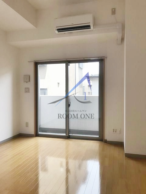 ジニーハウス川崎大師の居間・リビング|洋室のお部屋です。