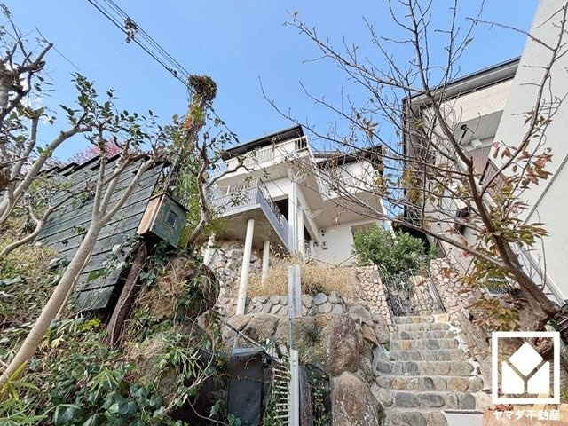 西宮市甲陽園目神山町