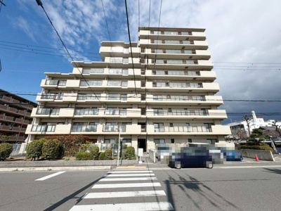 【外観】 | ファミール岸和田ステージⅠ | 親切・丁寧を心がけ、お客様目線で物件探しのお手伝いをさせて頂きます♪お気軽にお問い合わせください！