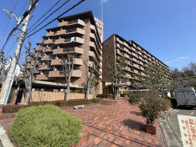 朝日プラザ高槻ウエスト・ヒルズ A棟