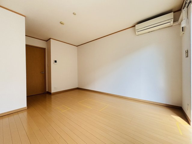 カーサシェリールの居間・リビング|別号数タイプ