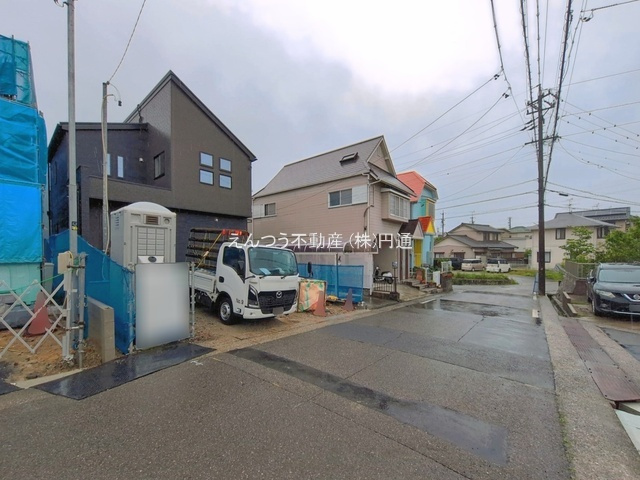 グラファーレ城山町三ツ池の前面道路含む現地写真