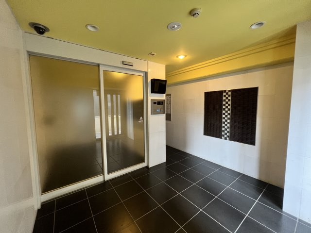 アルテシモ フィリーフのエントランス