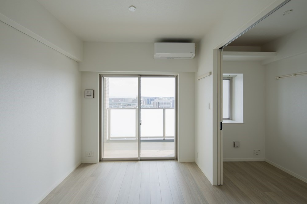 新品家具付きマンション東光16(KaGood福岡)の居間・リビング|※サイト内写真は反転になります。