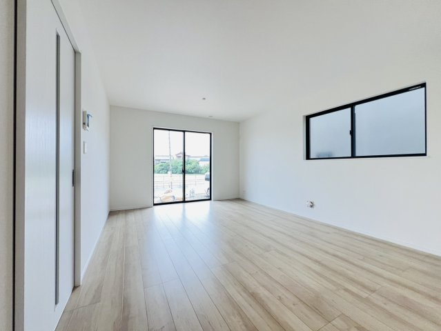 大府市米田町4丁目55『仲介手数料無料』新築一戸建て・建売の前面道路含む現地写真
