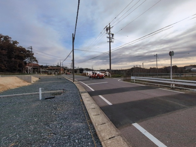大府市米田町4丁目55『仲介手数料無料』新築戸建ての前面道路含む現地写真