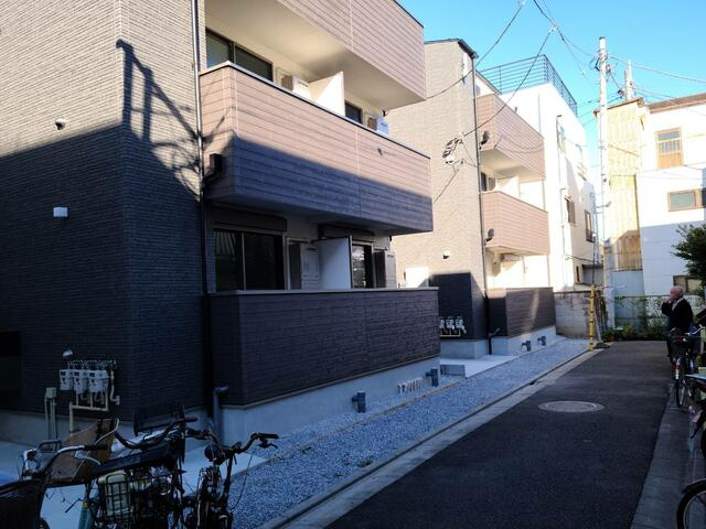 足立区興野1丁目のアパートの画像