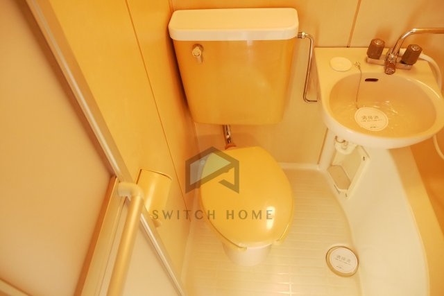 【トイレ】 | サンパレス布施 | ゆったりとした空間のトイレです