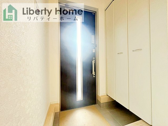 古河市五部第1　新築戸建　1号棟の玄関
