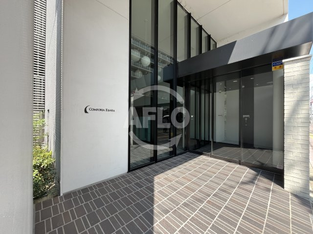 コンフォリア江坂のエントランス|コンフォリア江坂　エントランス