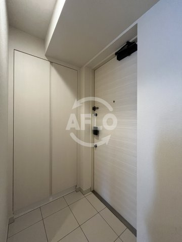 コンフォリア江坂の玄関|コンフォリア江坂　玄関