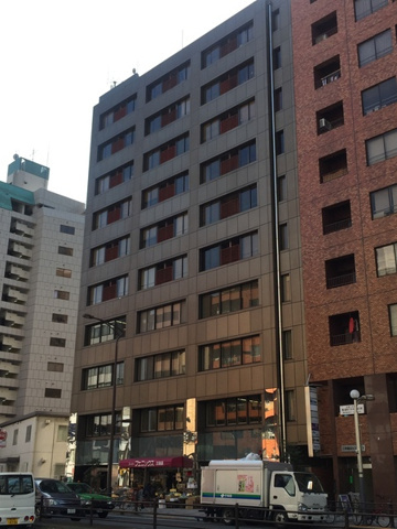 フロイントゥ三田の外観