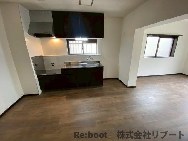 メゾン本行徳の居間・リビング