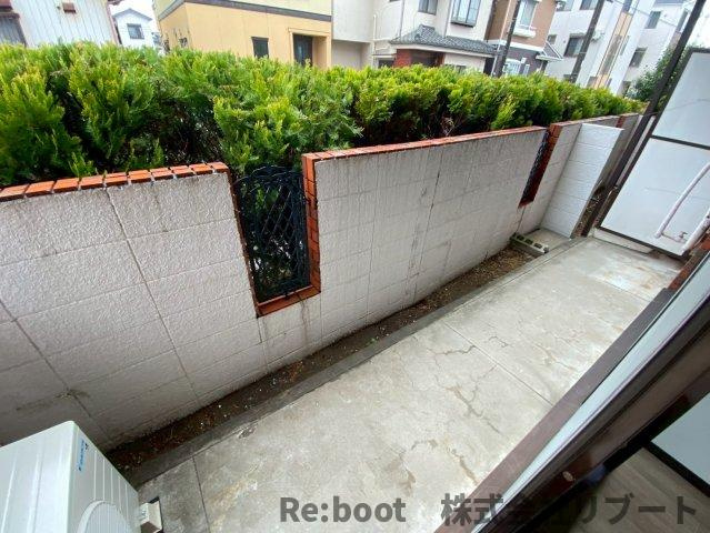 メゾン本行徳のバルコニー