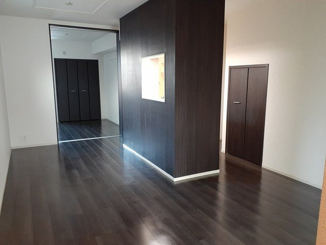 レジュール本厚木Ⅰの居間・リビング