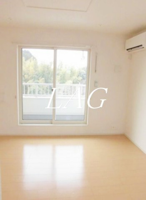 【居間・リビング】 | ガーデニア七番館 | 洋室のお部屋です。