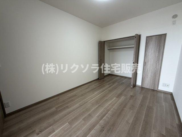 リバティパーク枚方D棟プログレスタワーの寝室|洋室7.0帖
■物件内覧・資金計画相談・住宅ローン相談、リフォーム相談、お問合せ受付中■
※当日・翌日のご内覧、ご相談はお電話でのお問合せがスムーズです！
