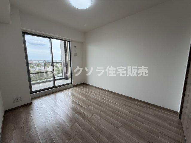 リバティパーク枚方D棟プログレスタワーの子供部屋|洋室5.2帖
■物件内覧・資金計画相談・住宅ローン相談、リフォーム相談、お問合せ受付中■
※当日・翌日のご内覧、ご相談はお電話でのお問合せがスムーズです！