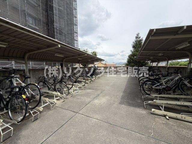 リバティパーク枚方D棟プログレスタワーの駐輪場|■物件内覧・資金計画相談・住宅ローン相談、リフォーム相談、お問合せ受付中■
※当日・翌日のご内覧、ご相談はお電話でのお問合せがスムーズです！