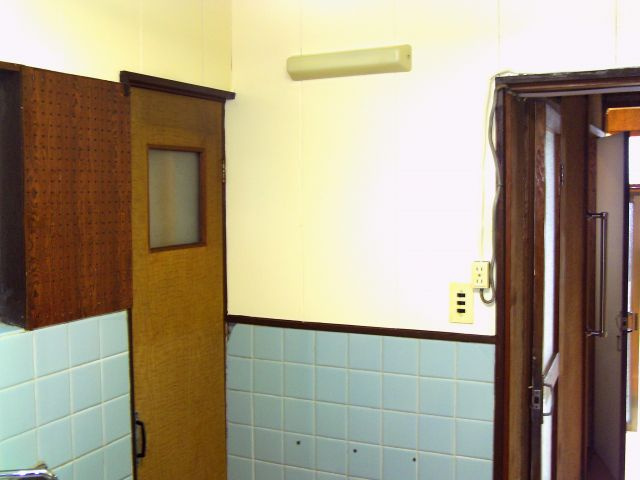 塩屋町５丁目貸戸建のキッチン