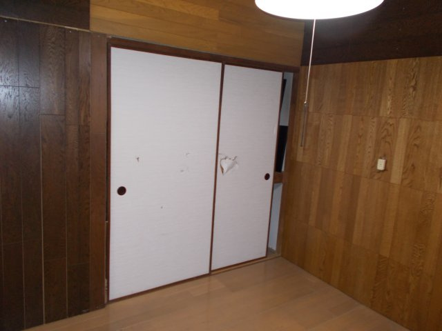 塩屋町５丁目貸戸建の収納