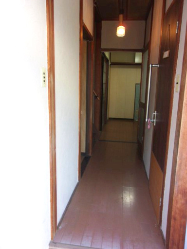 塩屋町５丁目貸戸建の和室